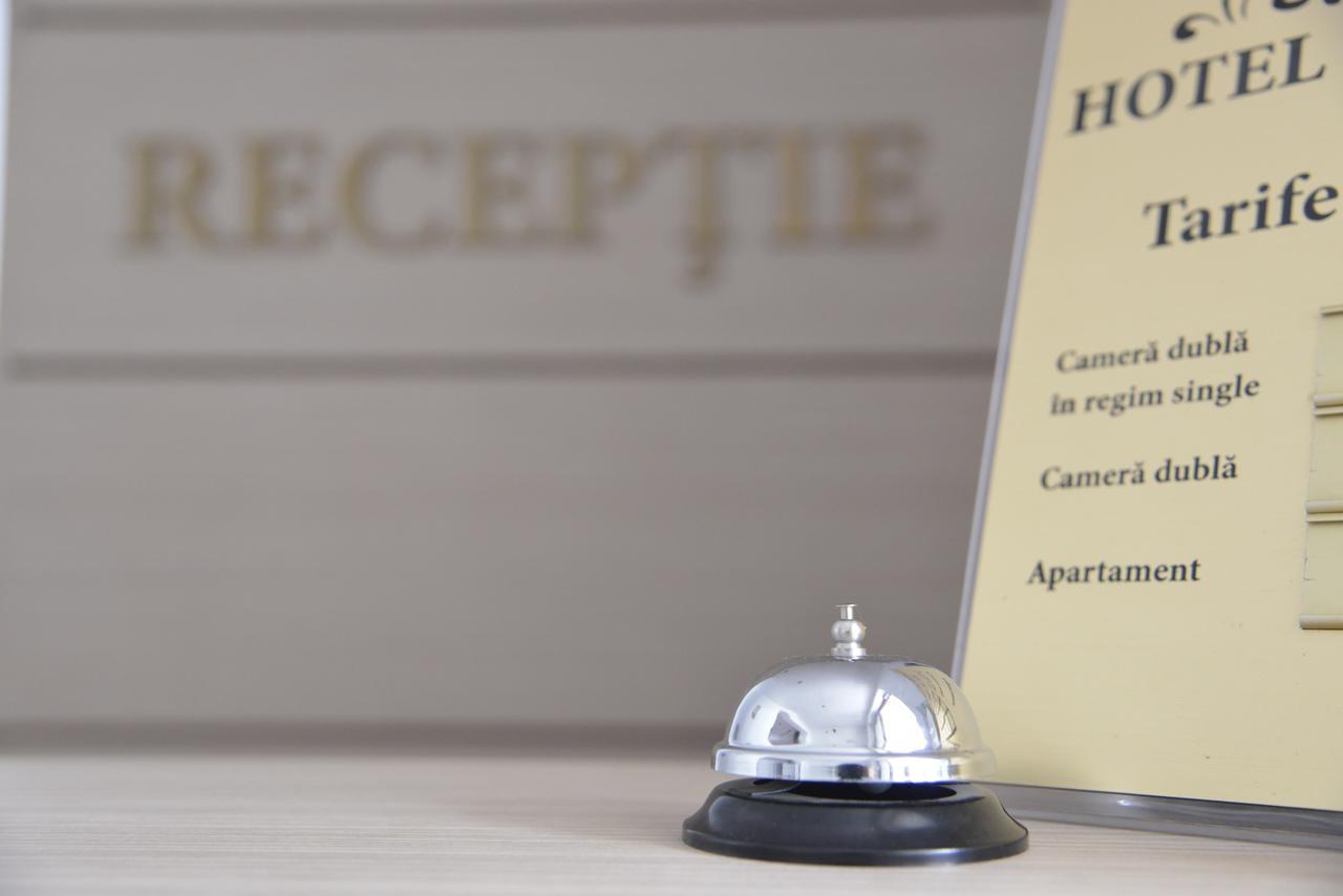 Hotel Posada Râmnicu Vâlcea Kültér fotó